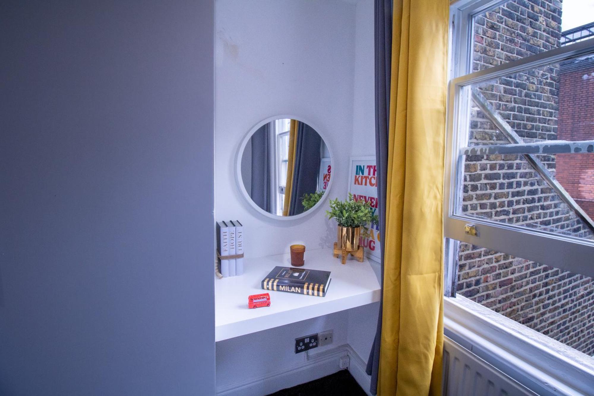 Luxurious 1-Bedroom Penthouse On Oxford Street 11G London Exterior photo