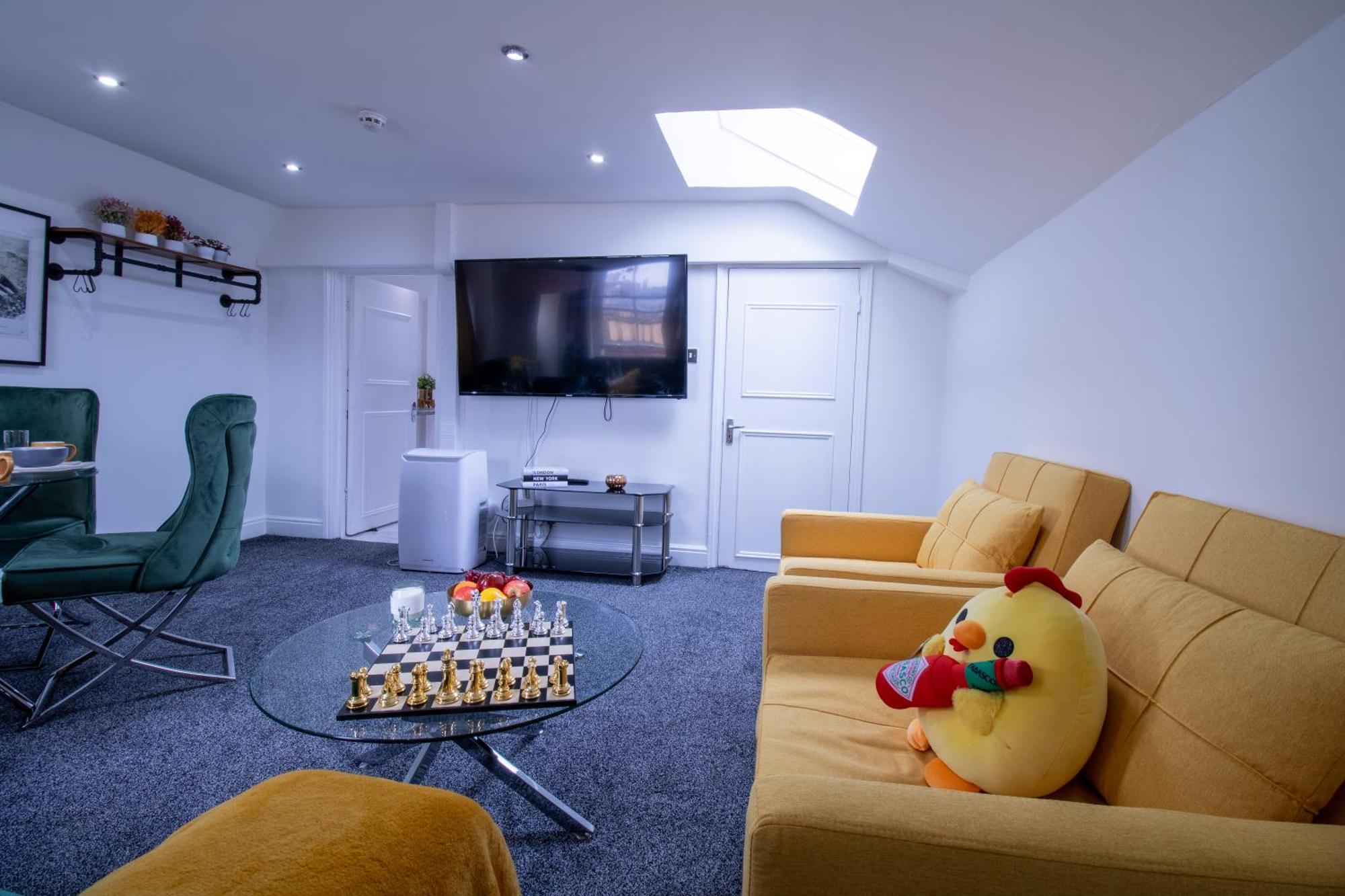 Luxurious 1-Bedroom Penthouse On Oxford Street 11G London Exterior photo
