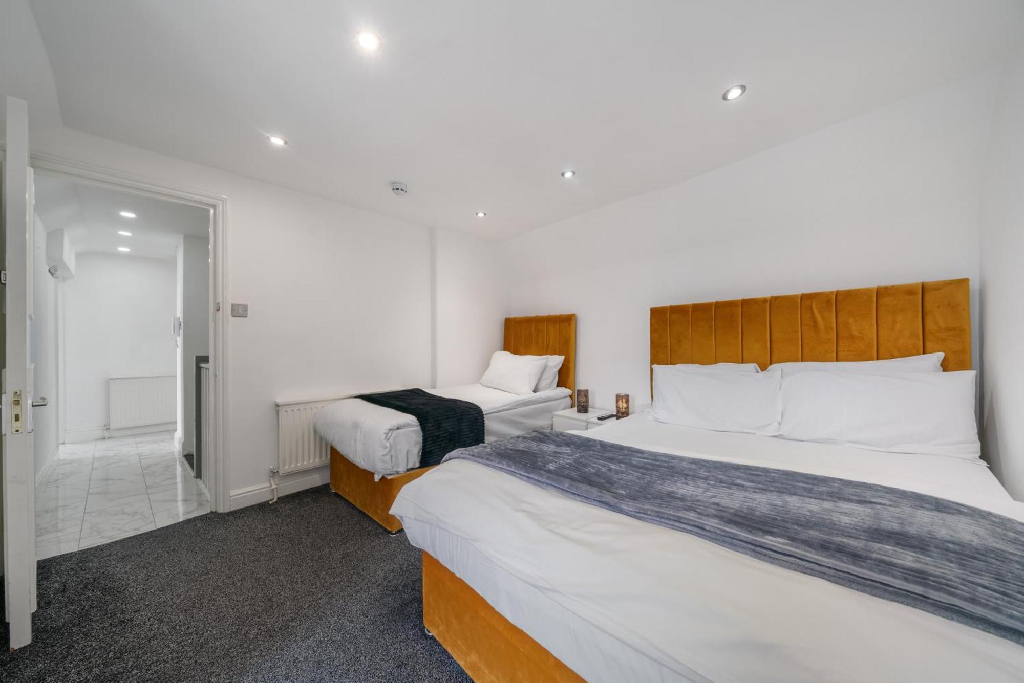 Luxurious 1-Bedroom Penthouse On Oxford Street 11G London Exterior photo